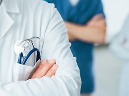 Medico aggredito nella guardia medica di Portopalo