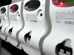 Niente rincari delle bollette di luce e gas: ecco per quali categorie