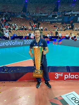 Un medico catanese "campione d'Europa" con l'Italia del volley