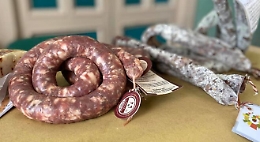 Viaggio nei sapori d'autunno da Palazzolo Acreide e Linguaglossa,  “capitali” siciliane della salsicca