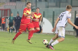 Messina, pari e sbadigli con la Vibonese