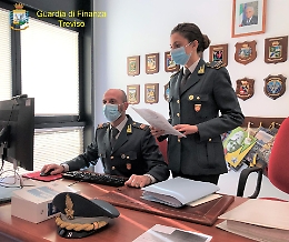 Diplomi falsi dalle scuole anche siciliane per ottenere posti nelle scuole di Treviso: 101 denunce