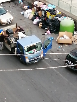 Catania, via Borgetti: "Siamo ostaggio dell'inciviltà"