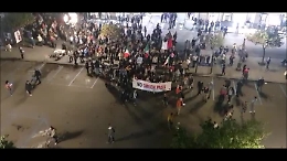 Catania, corteo contro il green pass organizzato da Forza Nuova (ma in piazza anche gli Antagonisti)