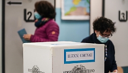 Urne aperte in 10 Comuni siciliani: la mappa del voto (con un “impresentabile” a Misterbianco)