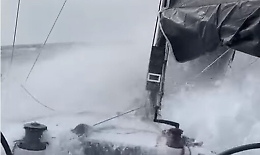 Incidente in barca per velista francese: salvato a San Vito Lo Capo