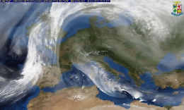 Esperto meteo: «Ecco a cosa è dovuto il fenomeno "Medicane"»