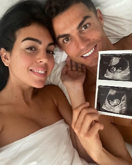 Cristiano Ronaldo papà big: da Georgina in arrivo due gemelli