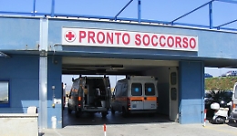 Figlio picchia la madre: scatta il codice rosso per proteggere la donna