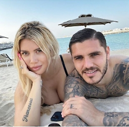 Wanda Nara e Icardi, baci e sorrisi a Dubai