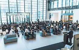 Associazione Diplomatici, a Dubai 500 ragazzi tra studio, conoscenza e libertà