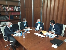 Musumeci incontra numero uno di Ryanair: «Si lavora per crescita traffico aereo in Sicilia»