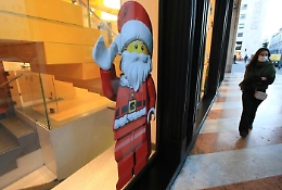 Covid, governo Draghi prepara la stretta di Natale: rischio obbligo vaccinale per alcune categorie