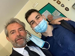 Uccise il padre per difendere la madre: assolto