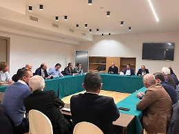 Il Centrodestra in Sicilia prova a compattarsi con 9 partiti a vertice