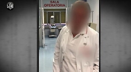 "Abusi su pazienti", ginecologo indagato per stupro