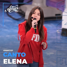 "Amici", la cantante catanese Elena Manuele entra nella scuola