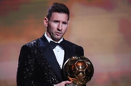 Il Pallone d'oro 2021 a Lionel Messi per la settima volta