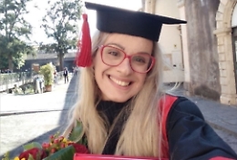 Agnese Vittoria, prima dottoressa transgender a Catania: «Ma resta una città ostile e presto andrò via»