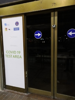 Aeroporto di Catania: "Abbiamo trovato il centro Covid test chiuso"