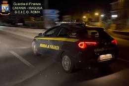 Traffico di droga tra Sicilia, Malta e Calabria: 16 arresti, sequestrati 423 kg di stupefacenti