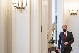 Scholz è il nuovo cancelliere della Bundestag: dopo 16 anni si chiude l'era Merkel