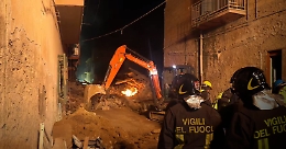 Esplosione Ravanusa: due donne estratte vive dalle macerie, 3 morti e ancora 6 dispersi. Si scava senza sosta