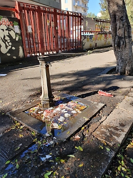 Catania: scene di degrado in piazza Majorana e Montessori