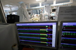 Omicron fa impennare casi in Italia: in due province siciliane incidenza oltre il limite