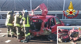 Maxi incidente sull'autostrada Catania-Siracusa: automobilista sbalzato dall'auto precipita da viadotto e muore