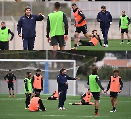 Al primo allenamento del Palermo, per Baldini c'è subito una grana