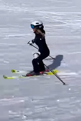 Diletta Leotta a St. Moritz è (quasi) una campionessa sugli sci