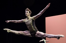 Andrea Marino, l'"angelo" della danza è di Bronte