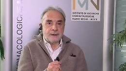 Remuzzi su immunità di gregge: «Precauzioni almeno per altri due anni»