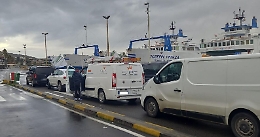 Stretto di Messina, c'è l'ordinanza di Musumeci: traghetti accessibili a tutti (con tampone e pure dalla Calabria)