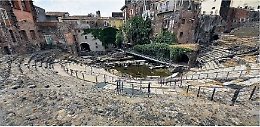 A Teramo ruspe per liberare il "Teatro" romano. E a Catania?