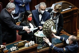 Quirinale, e tra i votati della prima elezione spunta lo "sconosciuto" Pepito Sbazzeguti