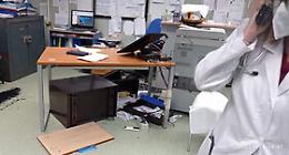 Giovane va in escandescenza e distrugge tutto al pronto soccorso di Castelvetrano