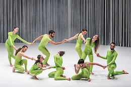 Su Rai5 "I am beautiful" di Roberto Zappalà su musica dei Lautari: ballando con Baudelaire