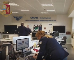 "Giochi erotici" on line con bimba di 9 anni ragusana: arrestato