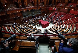 Quirinale, la settima votazione verso fumata nera