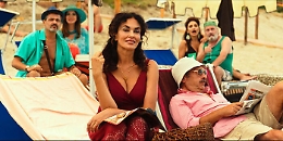 Maria Grazia Cucinotta e Ninni Bruschetta in un amarcord generazionale  degli Anni ’90