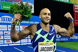 Marcell Jacobs vince i 60m a Berlino in 6"51: «Sono tornato»