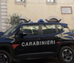 Minacce e aggressioni all'ex per convincerla a tornare con lui: arrestato