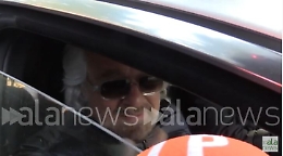 M5S diviso, Beppe Grillo striglia tutti: «Mi usano come condom»