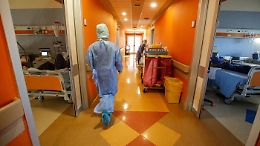 Covid, pressione negli ospedali di Palermo resta alta