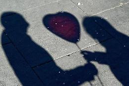 San Valentino, tra finte app e regali inaspettati ecco le truffe del "cuore"