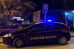 "Arancia meccanica" ad Augusta: sequestrano e picchiano un uomo per farsi dare i soldi