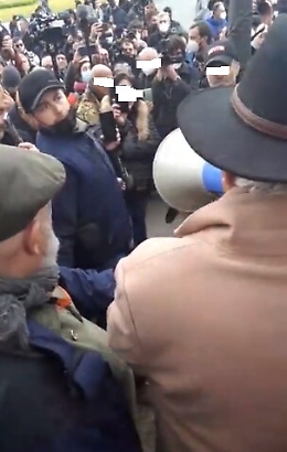 Raduno no-vax, anche ex generale Pappalardo tra i denunciati