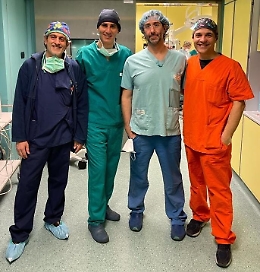 Catania, operato alla colecisti da "sveglio"